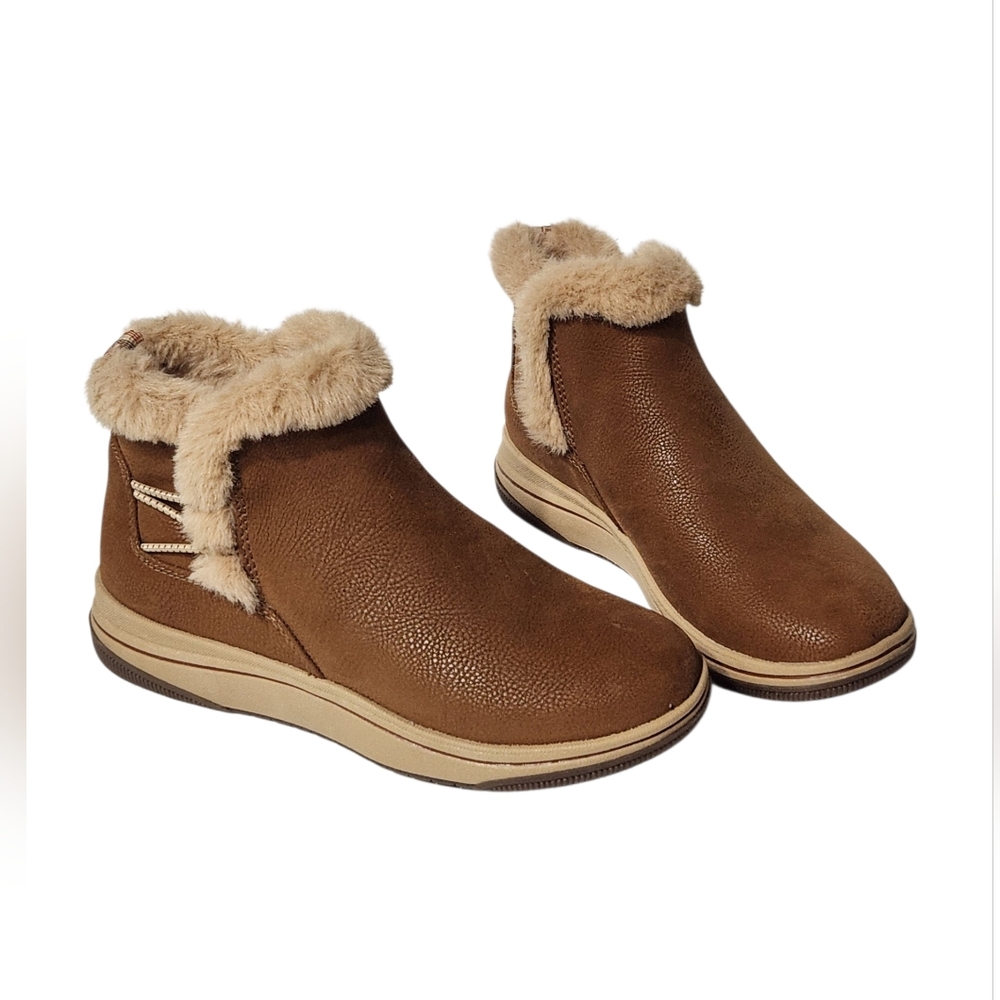 NEW Clarks Breeze Fur Dark Tan Ankle Boots Size 6